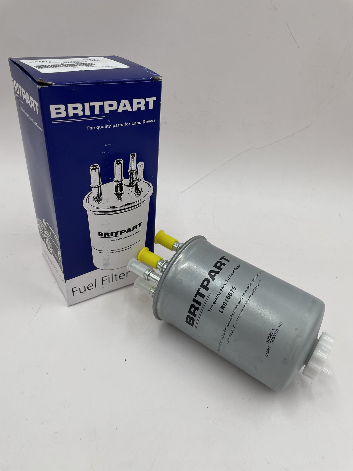 LAND ROVER - DISCOVERY III/IV RR SPORT 2.7D/TD FUEL FILTER ELEMENT Part LR010075