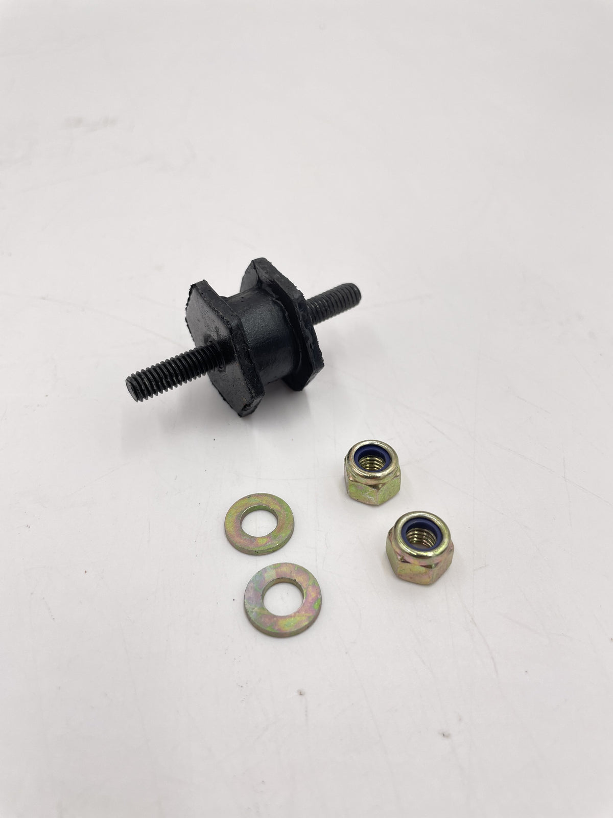LR DEFENDER Petrol Models Mounting Rubber for External Fuel Pump NRC7135