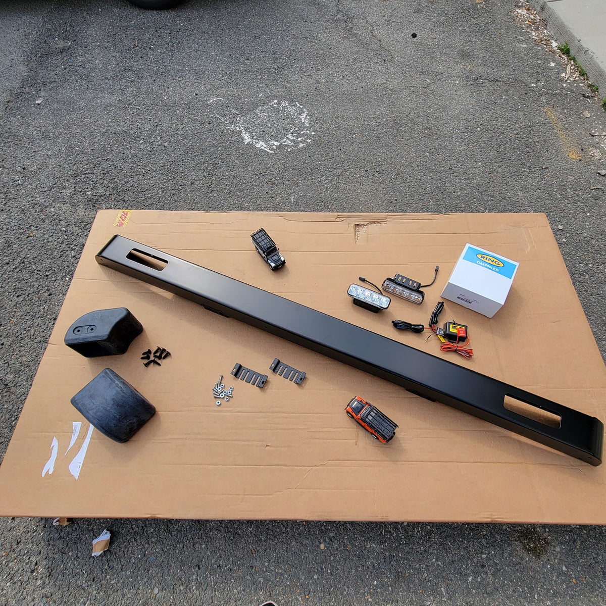 LR DEFENDER Front Bumper With RING LED Lights With End Caps DA8600XS LR620