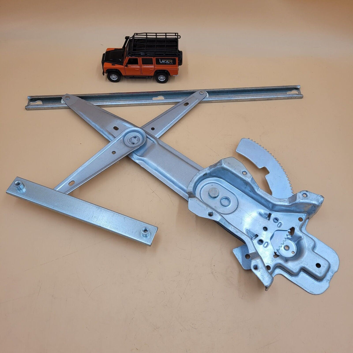 Land Rover Discovery 1/Range Rover Classic Window Regulator Rear RH Part LR006374