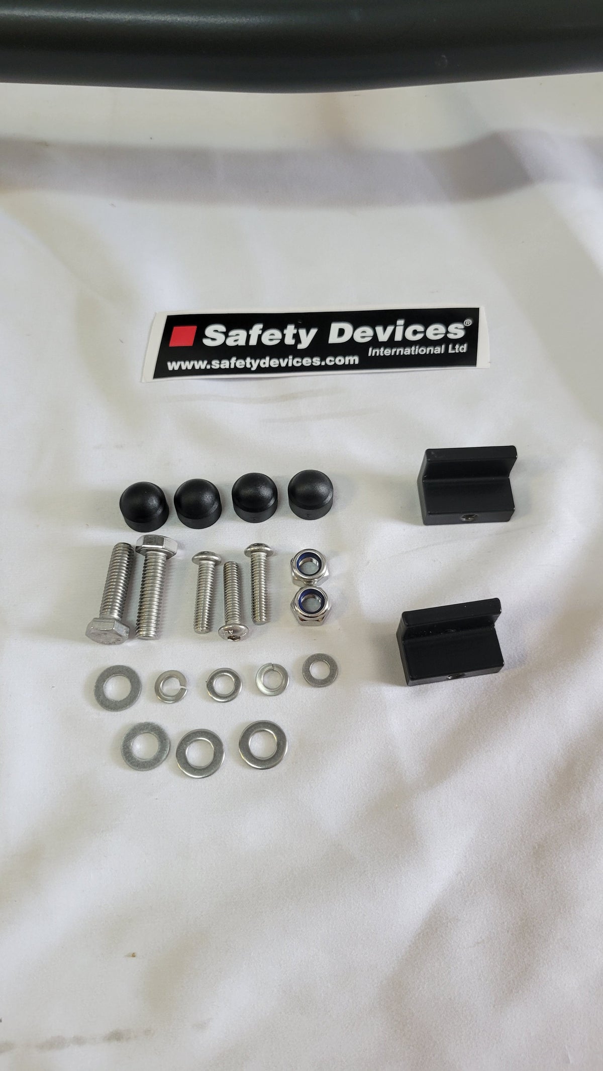 Safety Devices Roof Ladder For Defender 90/110/130 - DA4710