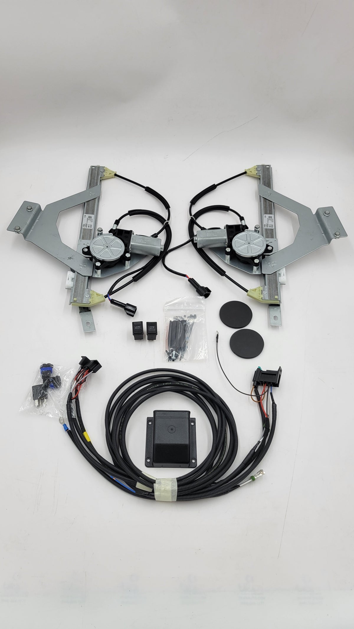 LR DEFENDER ELECTRIC REAR SIDE WINDOW REGULATOR KIT Britpart Part DA4874