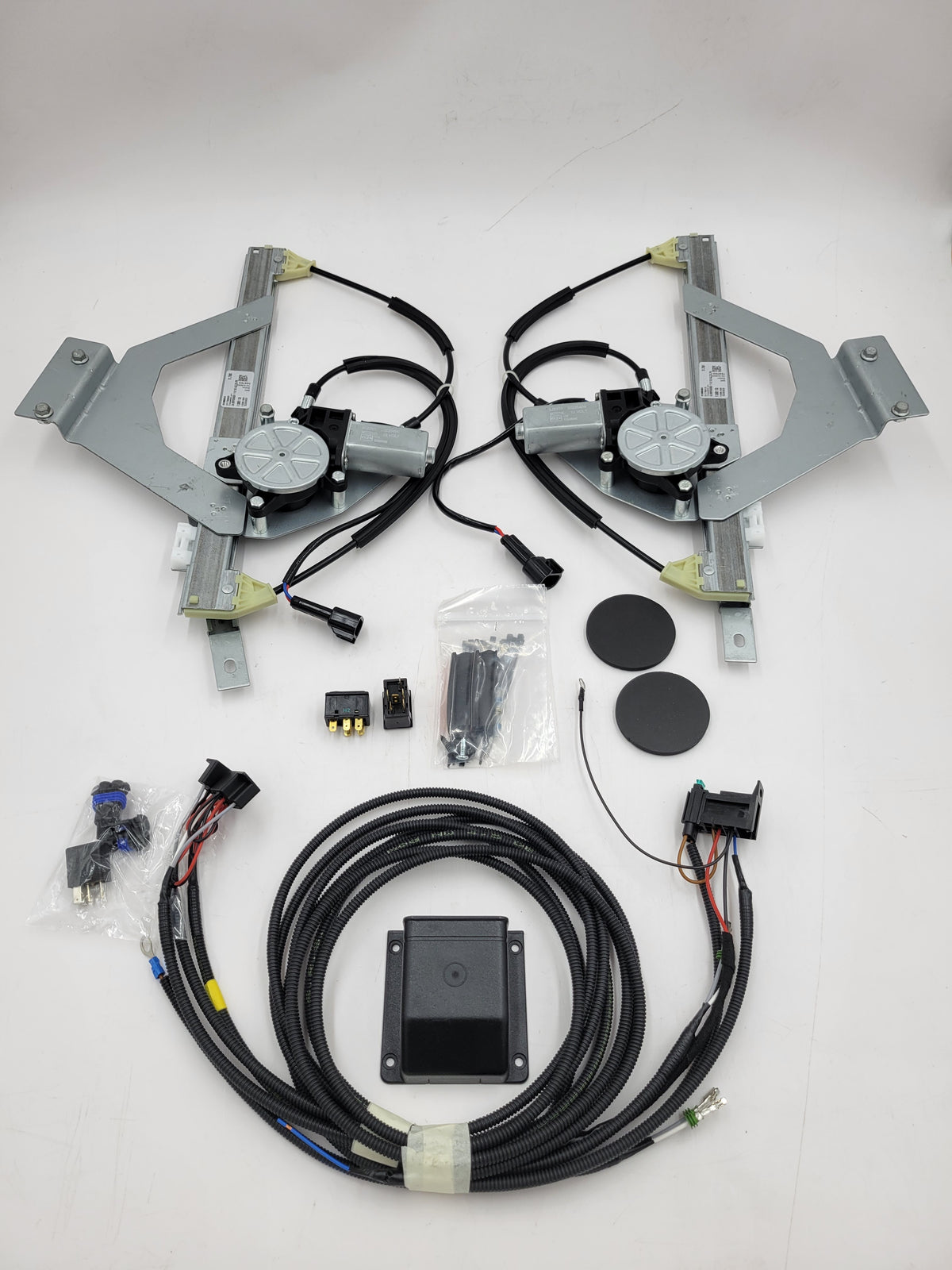 LR DEFENDER ELECTRIC REAR SIDE WINDOW REGULATOR KIT Britpart Part DA4874