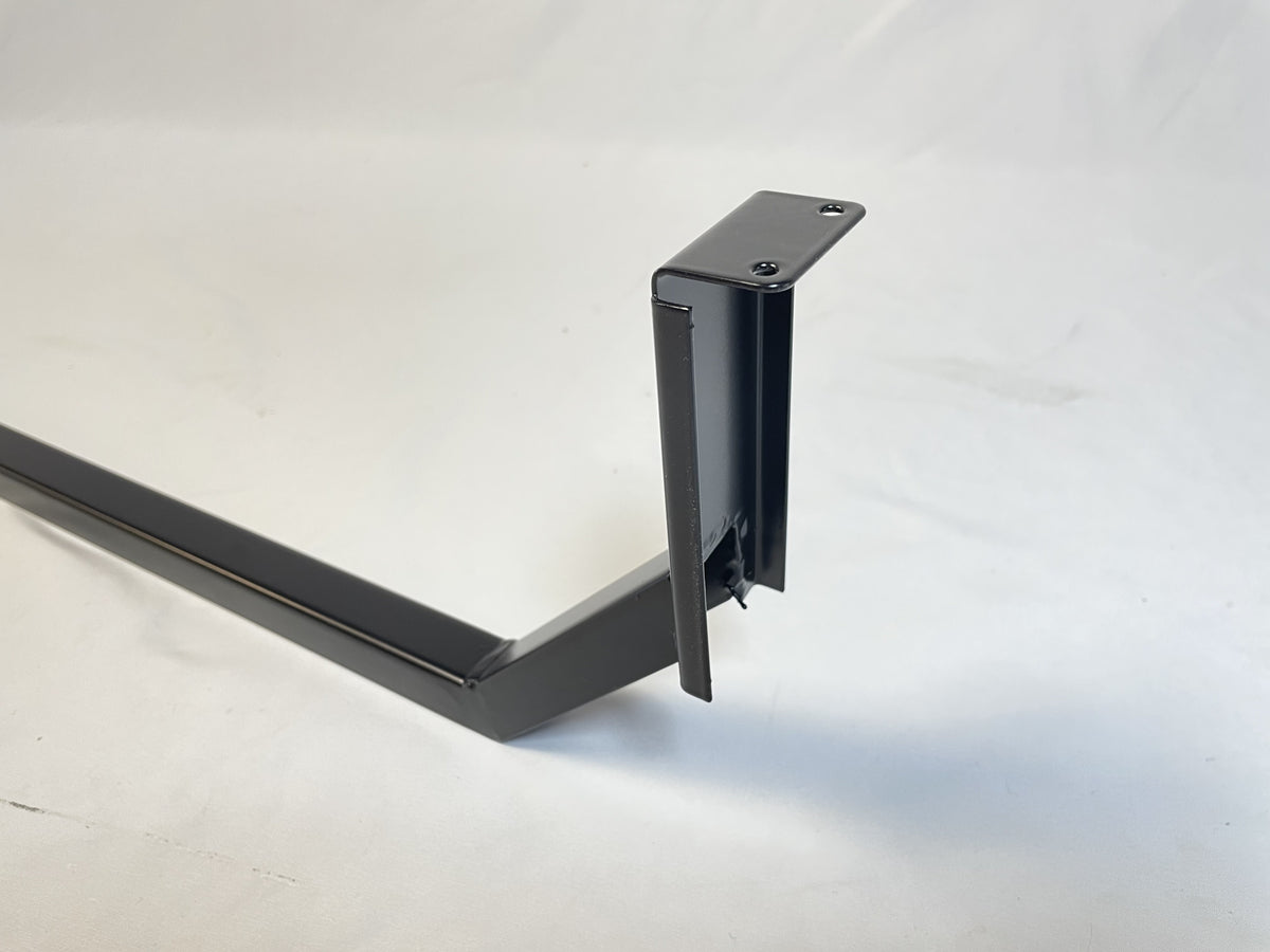 Land Rover Defender BULKHEAD REMOVAL BAR LR549