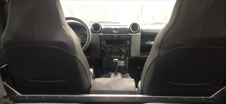 Land Rover Defender BULKHEAD REMOVAL BAR LR549