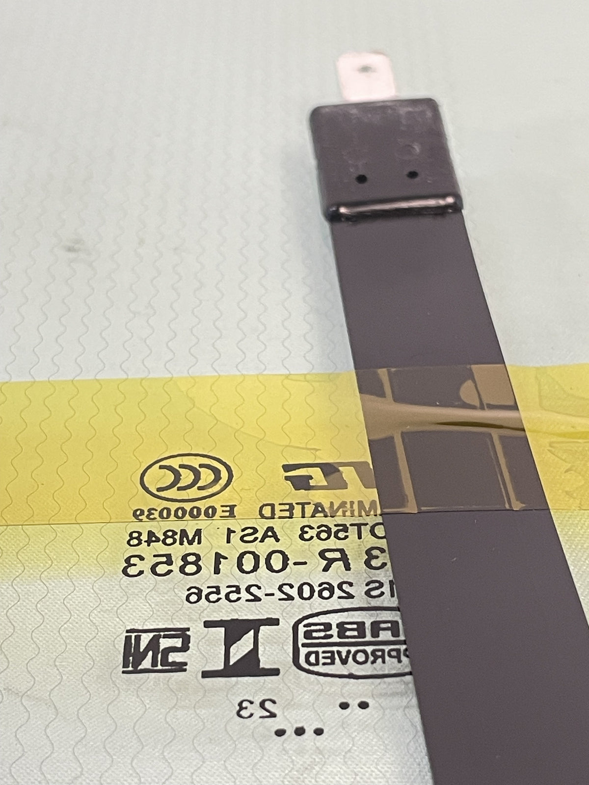 LR DEFENDER - 2016 Heated Windscreen Tinted Part LR058447