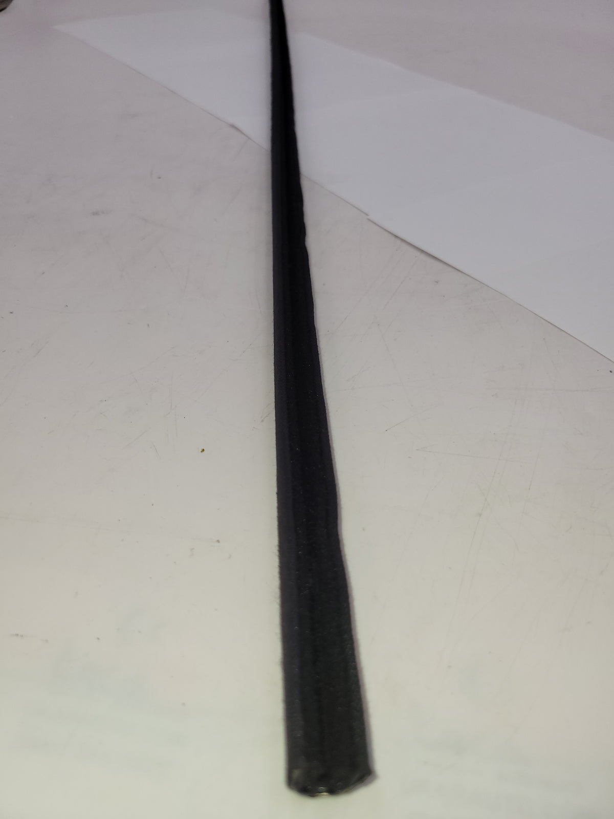 LR DEFENDER Rear Side Door Front Vertical Window Channel 4mm Glass MXC5837