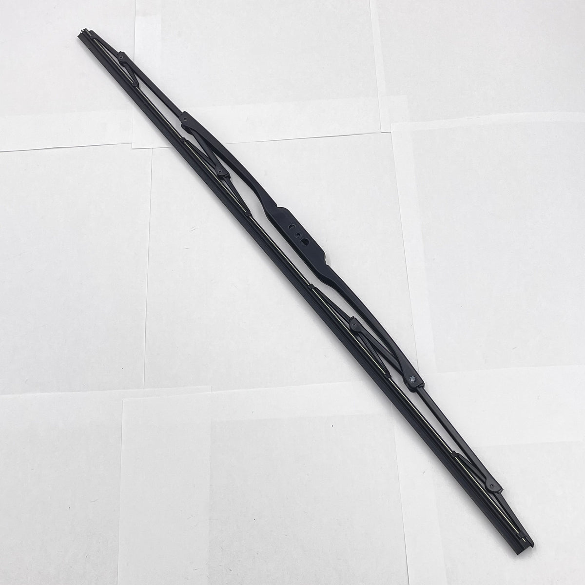 LR Range Rover P38 Front Wiper Blade 22'' Part DKC10830 , DKC100830