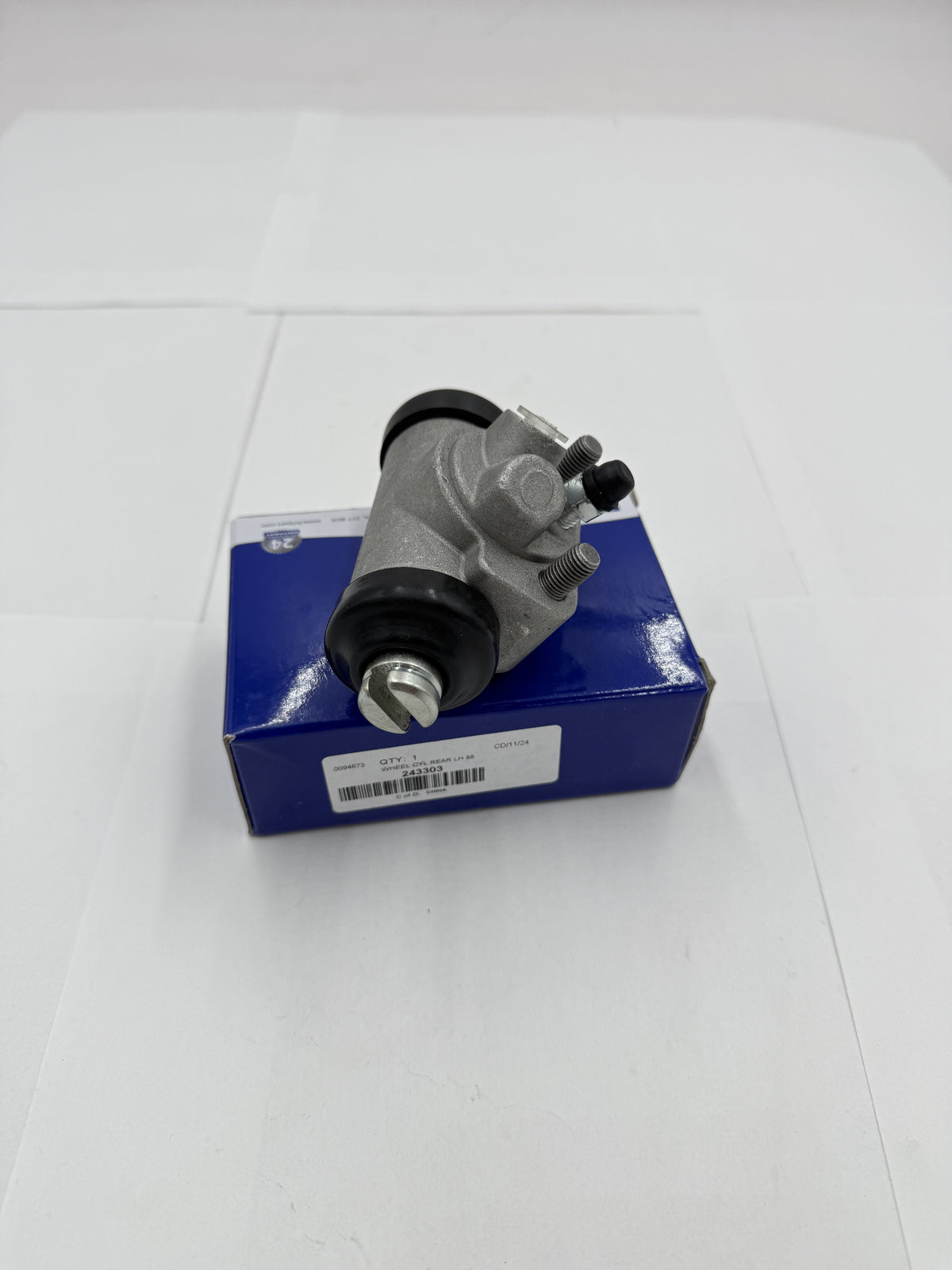 LR SERIES 1954 to 1984 WHEEL Cylinder REAR LH BRITPART 243303