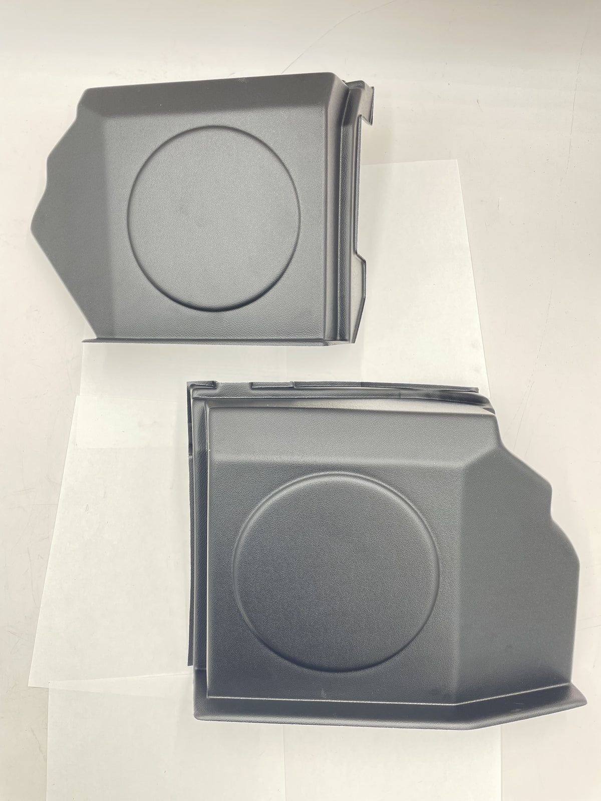 LR DEFENDER NAS Pair of MUD Rear Speaker Housing Panels MUD-0071-B
