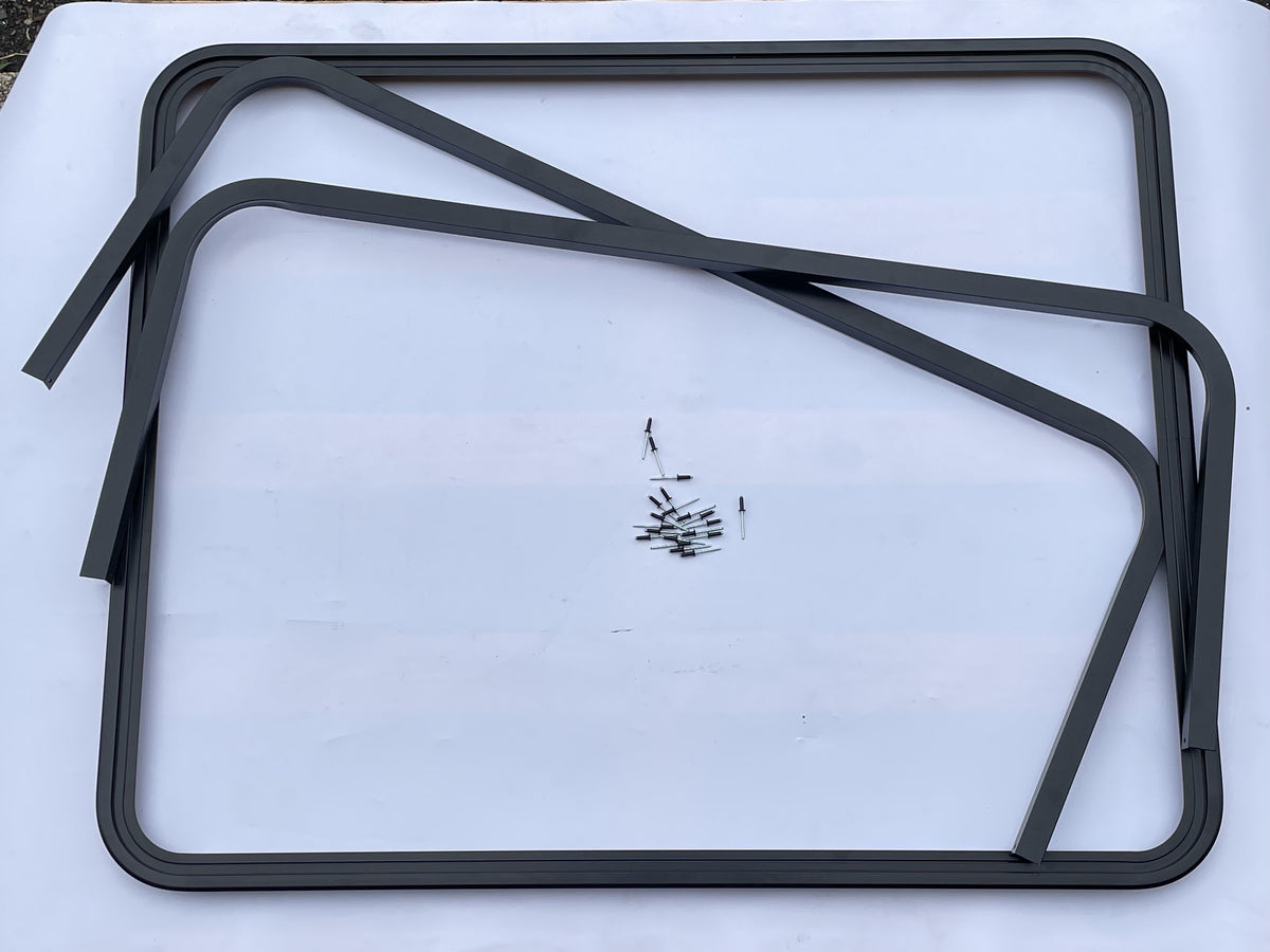 Defender Panoramic Glass Roof