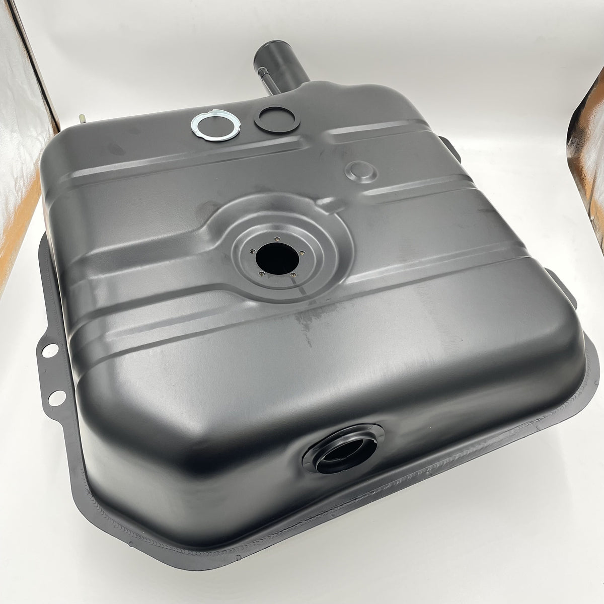LR DEFENDER 110/130" up to -98 2.5D 200/300TDI Fuel Tank Part WFE000190