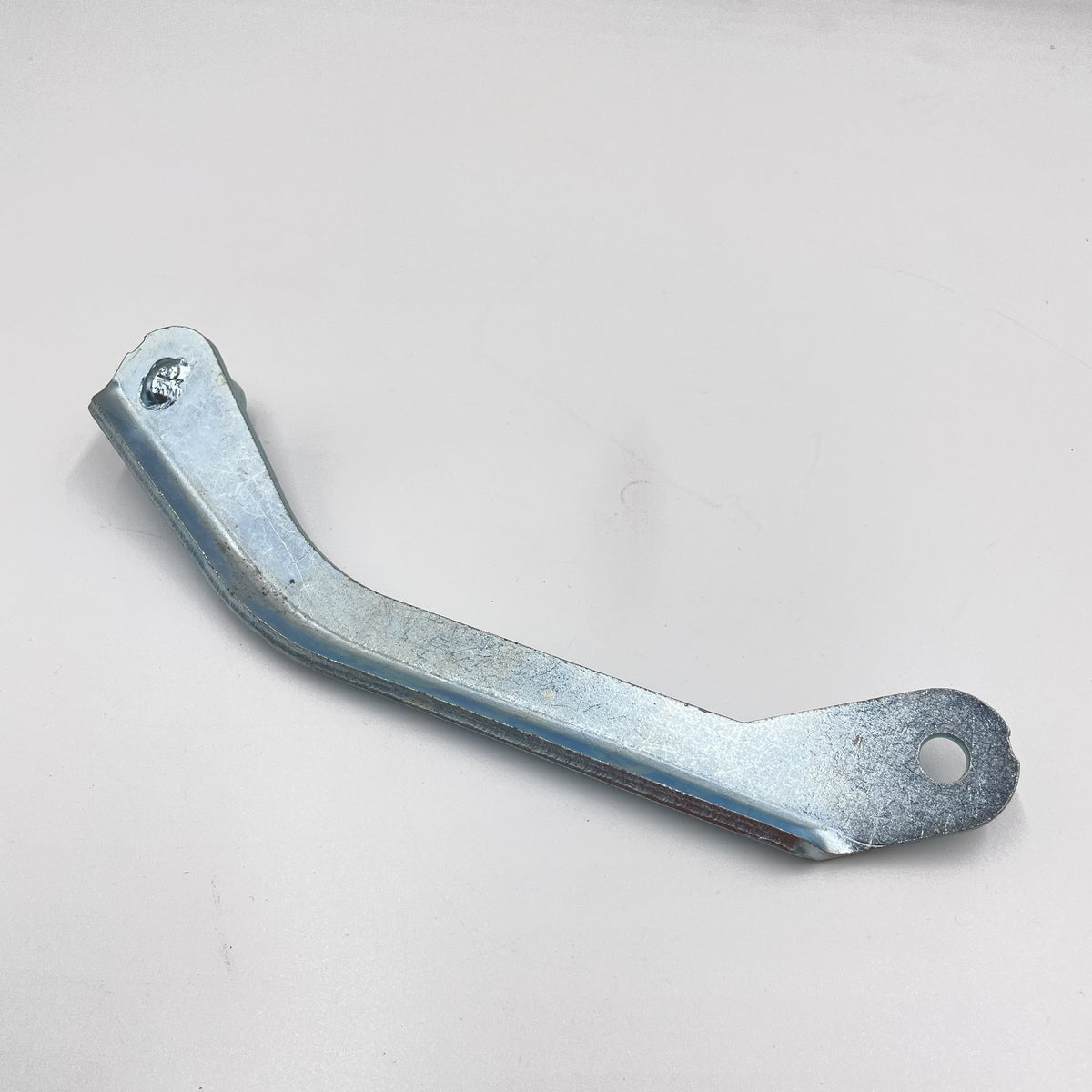 LR DEFENDER -16Rear End Door Check Strap LR016708