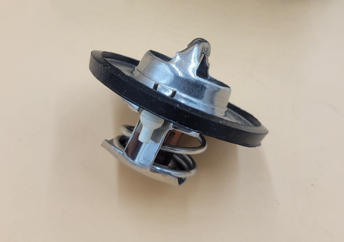 LR DEFENDER 2.5 Petrol & Diesel Thermostat ETC4761