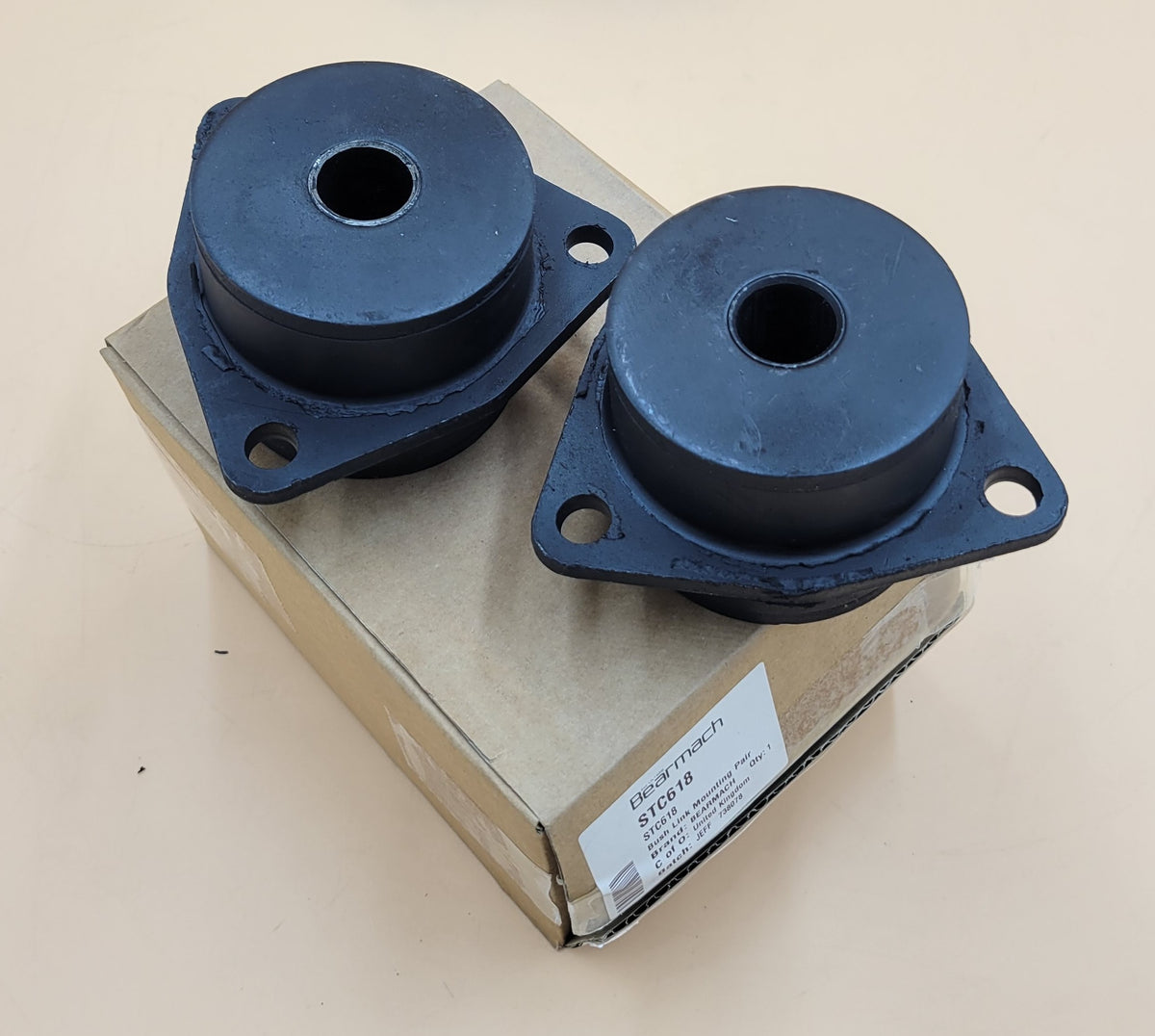 LR DEFENDER -16 DISCOVERY I RR Classic Rear Radius Arm Bush Kit Pair STC618 / NTC9027