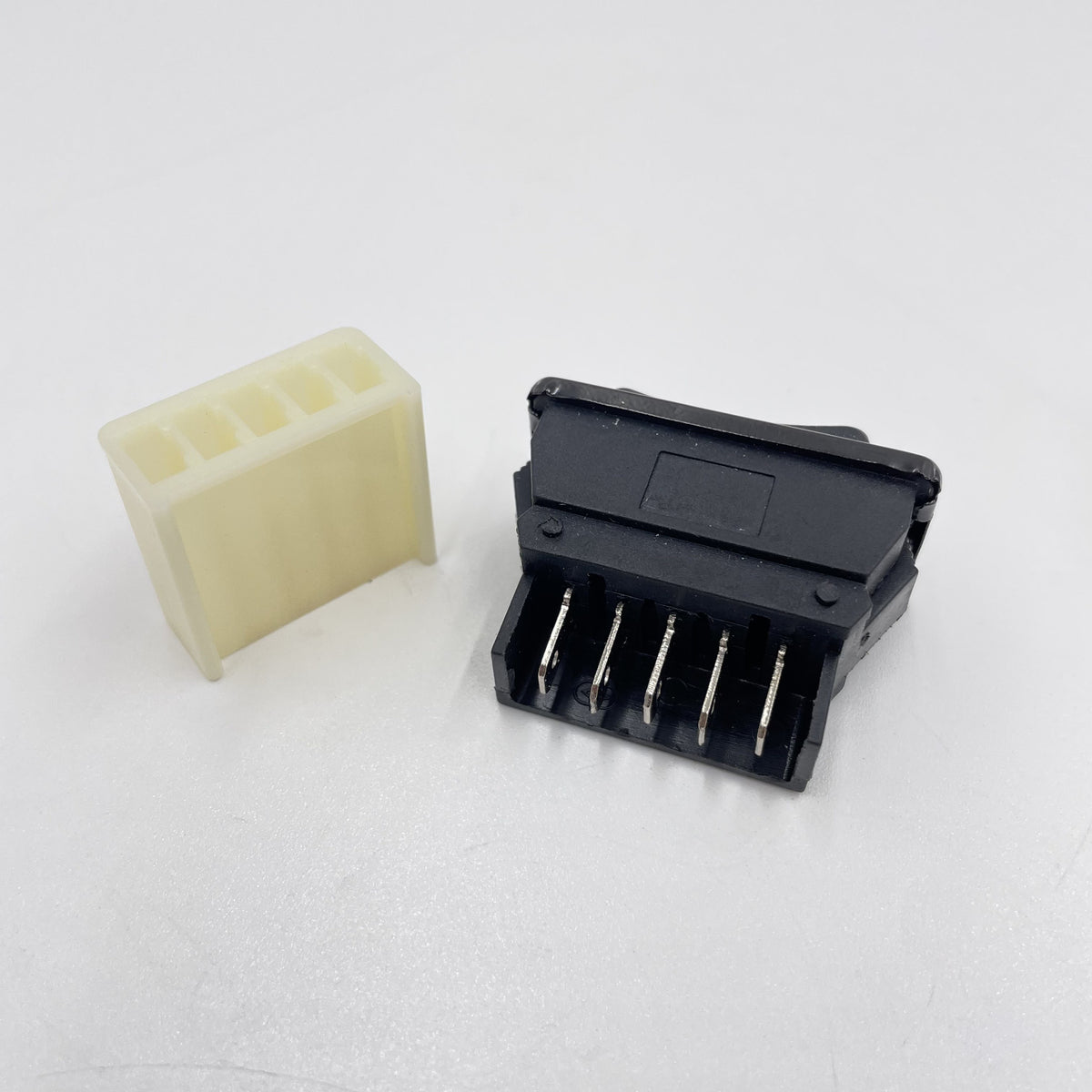 LR DISCOVERY I RR Classic Electric Window Switch Passenger Side JM-99689 / PRC5254
