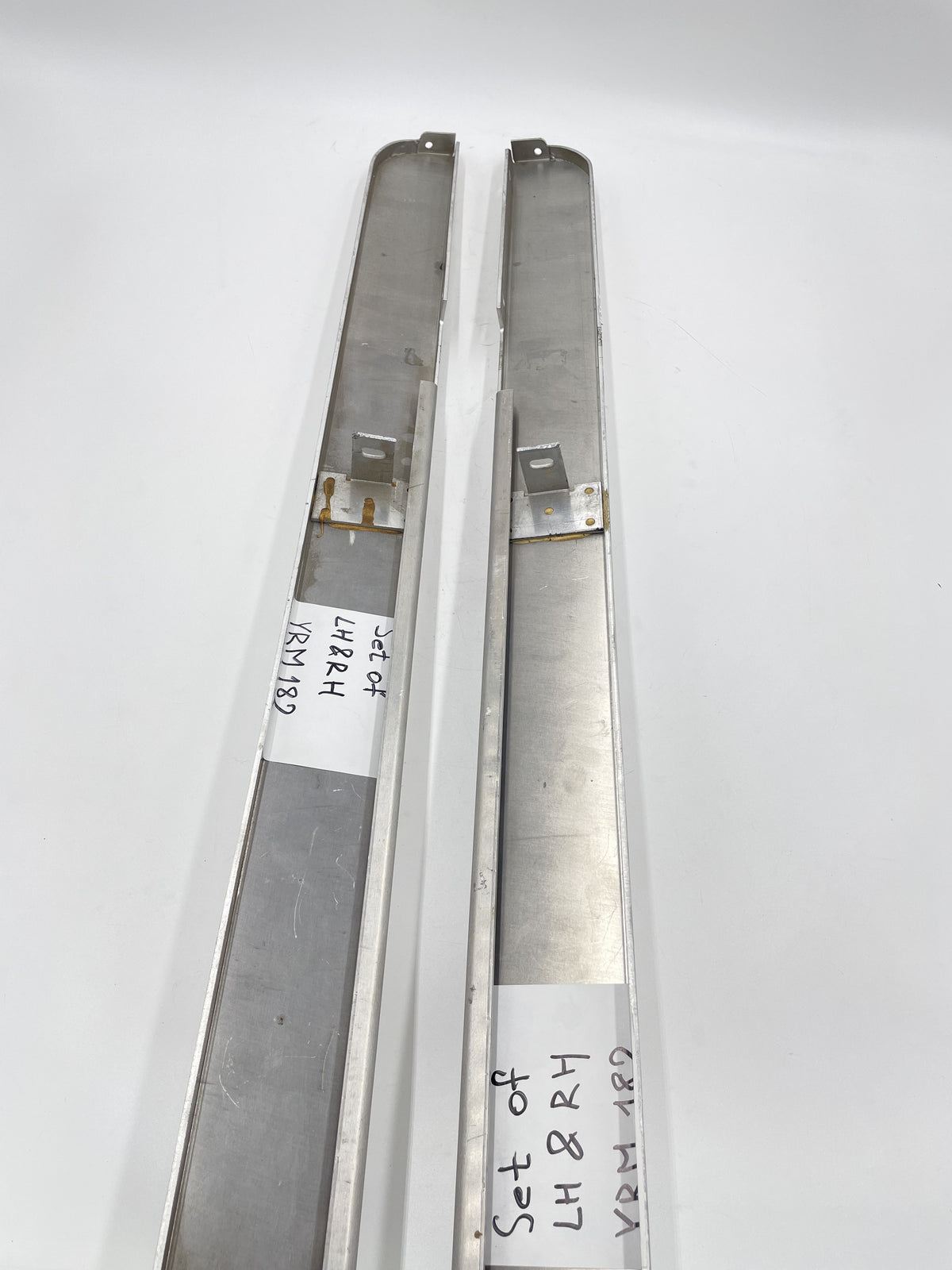 LR DEFENDER 90' ALUMINUM 3mm PAIR OUTER SILL RAIL SET YRM182