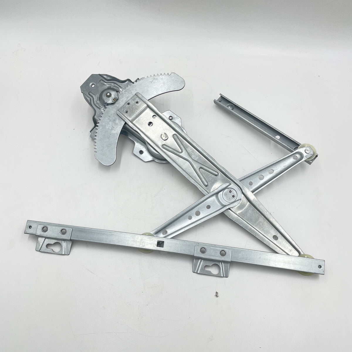 LR DEFENDER 94-01 From VIN LA932529 Window Regulator Front RH ALR4533