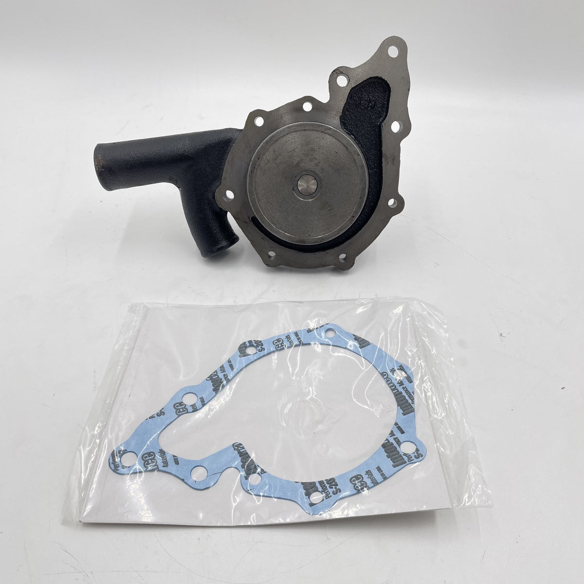 LR SERIES 2.25 Petrol 1962-on Water Pump 9 Bolt Fixing STC3758