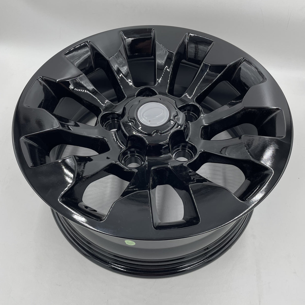 Black Sawtooth Alloy Wheel 18x8 ET:10 BA3460B