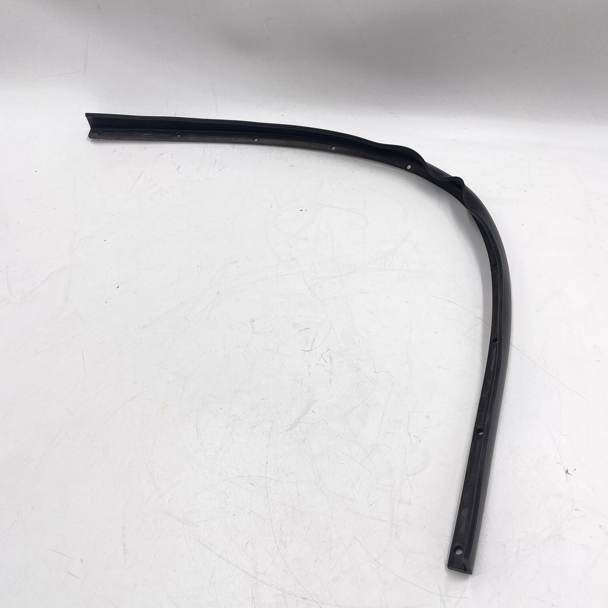 LR DEFENDER 94-05 Front Door Sill Seal From VIN LA933877 to ALR6250
