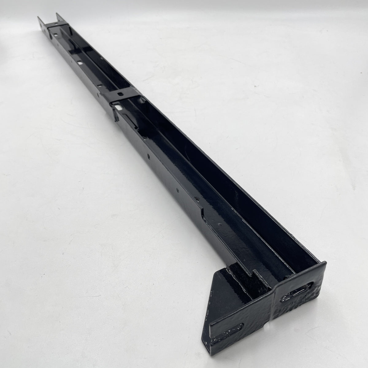 LR SERIES DEFENDER 2/3 Doors LH Front Door Sill Channel LR023164