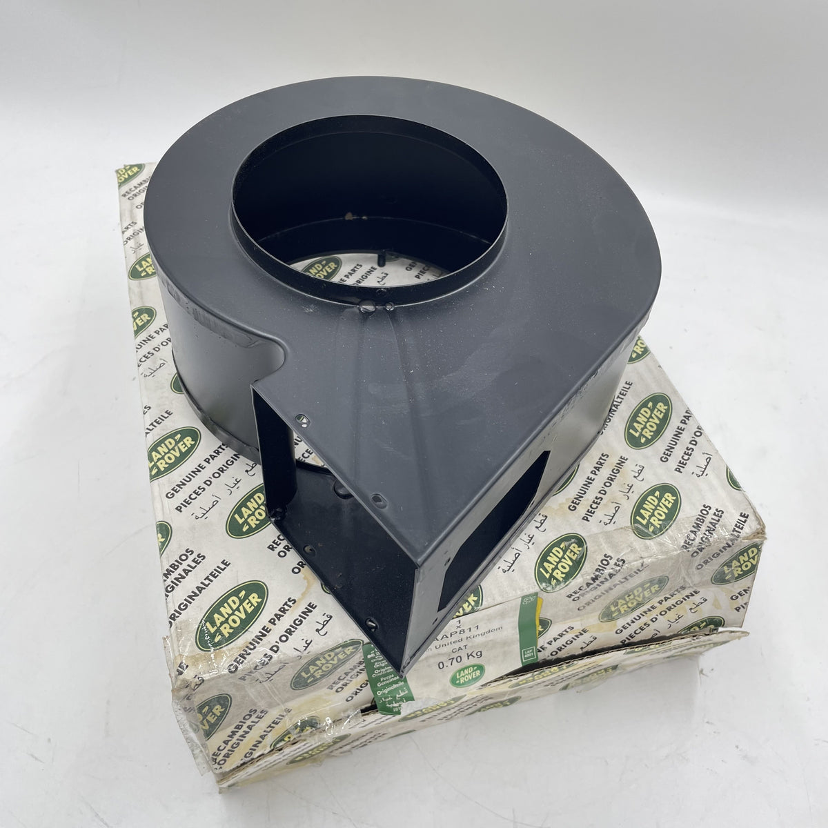 LR DEFENDER Housing For Heater Blower AAP811