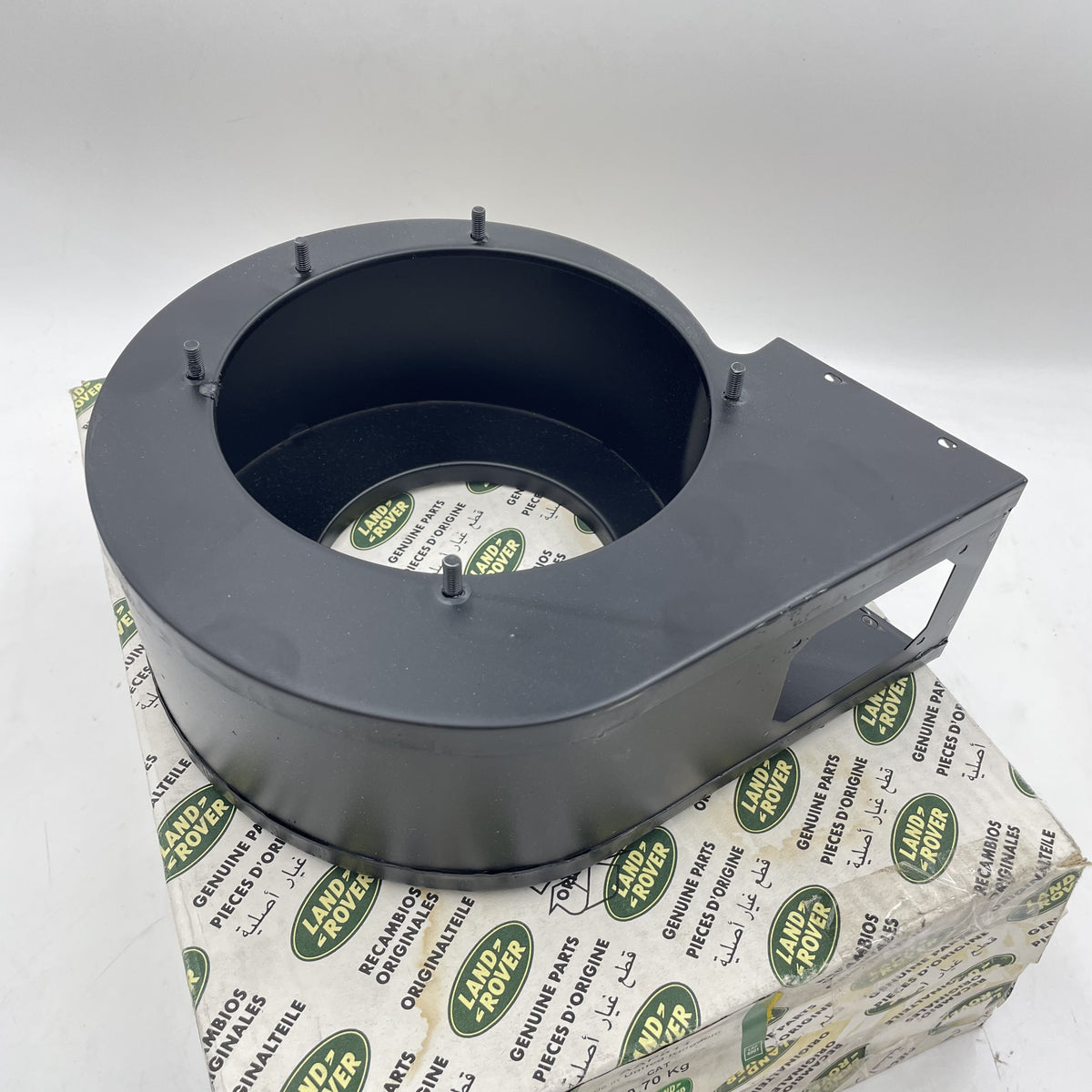 LR DEFENDER Housing For Heater Blower AAP811
